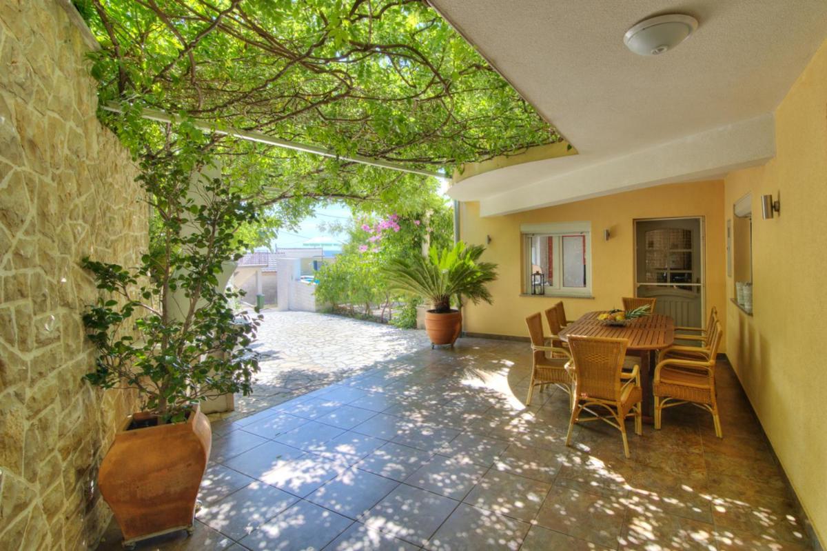 Villa Dalmare Novi Vinodolski Exterior photo